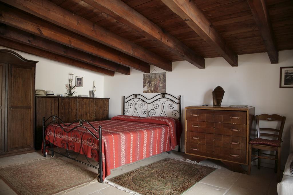 Villa Cecilia Матино Номер фото